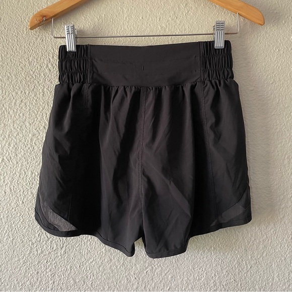 Balance Athletica Vitality Breeze Shorts Women’s XS Black Track Thong Liner NWOT - Picture 7 of 12